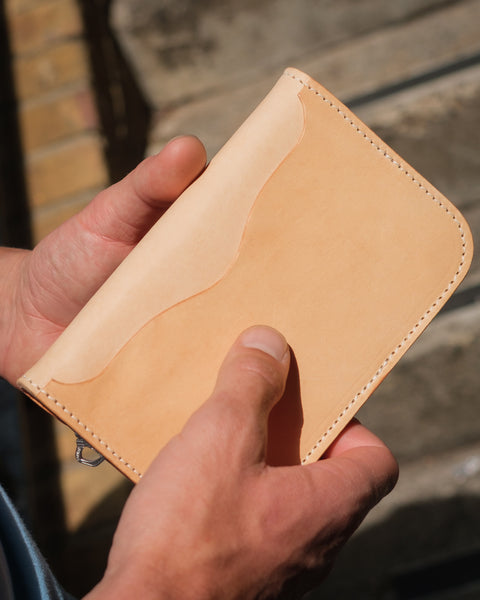 OGL BRAVE Allsize Trucker Horsehide Wallet Natural
