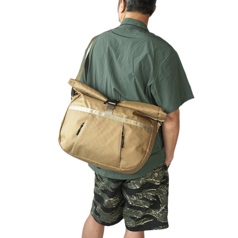 OriGinaLe XTAC Roll-Top Hobo Bag Gold