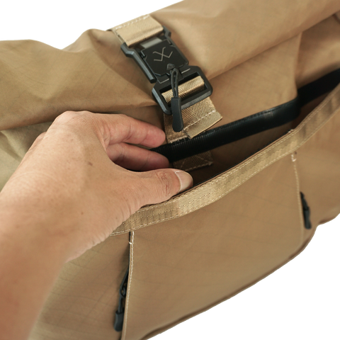 OriGinaLe XTAC Roll-Top Hobo Bag Gold