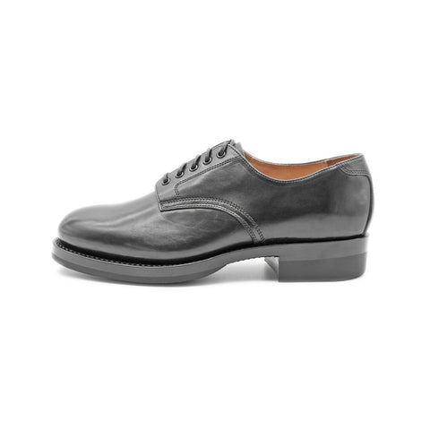 Side view of OGL BRAVE plain-toe Derby shoe showing black horsehide leather, welt stitching and Dr. Sole outsoles and heel side profile