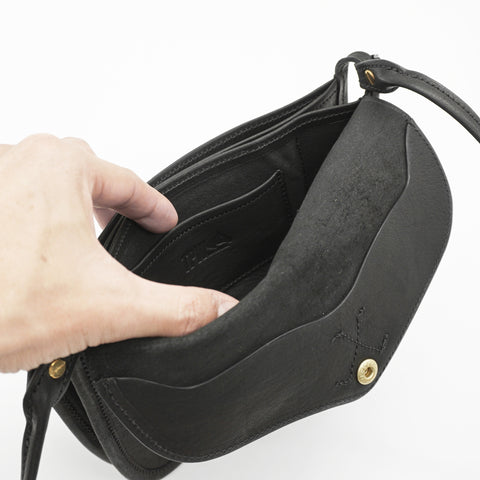 OGL BRAVE Horsehide Pockat Bag Black
