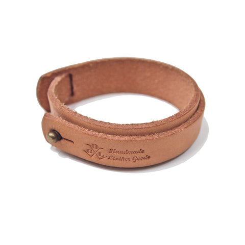OGL ONLY GOOD LIFE NATURAL LEATHER CUFF