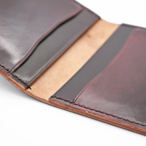 OGL BRAVE SHELL CORDOVAN FOLD CARDHOLDER NO. 8 (HANDSTITCH)