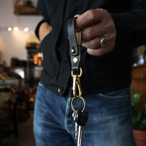 OGL SAHAJA GOOD LIFE BELTLOOP SLIM KEYFOB