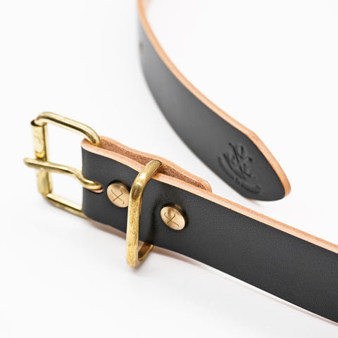 OGL Roller-Buckle Leather Belt Hand-Dyed Black handmade full-grain leather tea-core brass buckle
