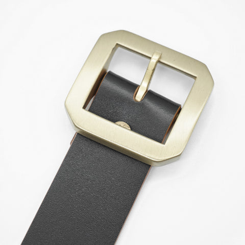 OGL Single-Prong Garrison Leather Belt Hand-Dyed Black solid brass buckle, unique tea-core
