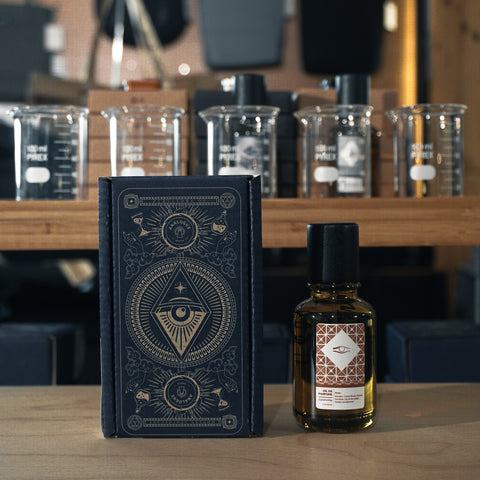 Bottle of Cleopatra Oil de Parfum, floral and woody tones
