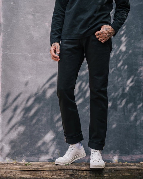 Iron Heart IH-555S-SB in 21oz superblack non-fade  selvedge denim jeans available at Rugged Gentlemen Shoppe