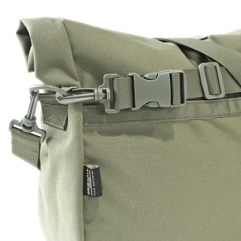 Showing Integrated Crossbody Stabilizer System secures the OriGinaLe Origo Roll-Top Hobo Bag 