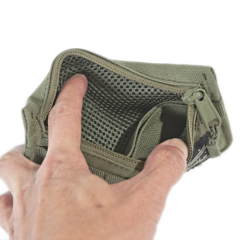 ORIGO Utility Wallet in olive abrasion-resistant technical canvas showing internal by Obbi Good Label.